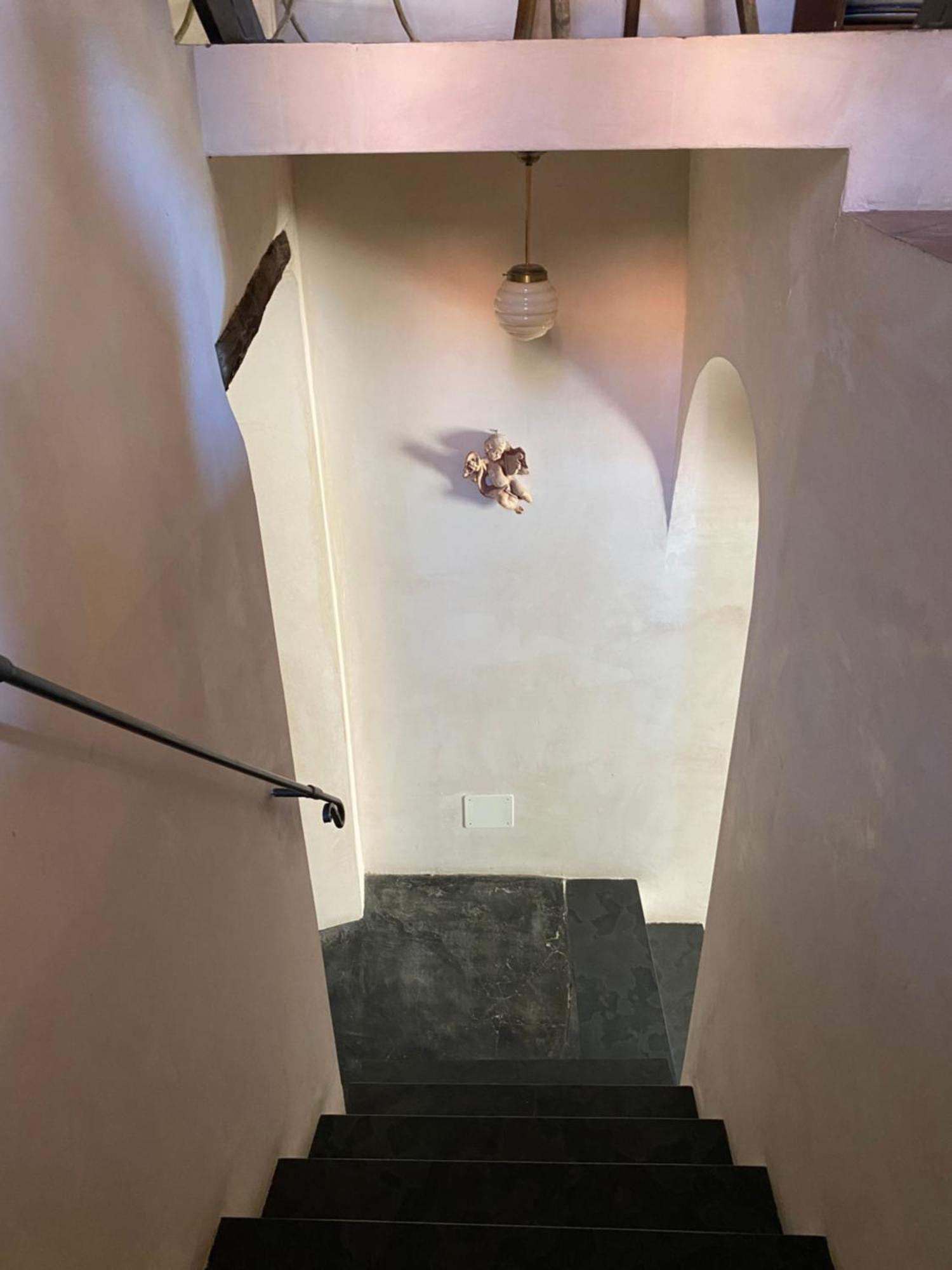 Iconic Italian Townhouse W Rooftop Terrace & Mountain View, 皮尼亚 外观 照片